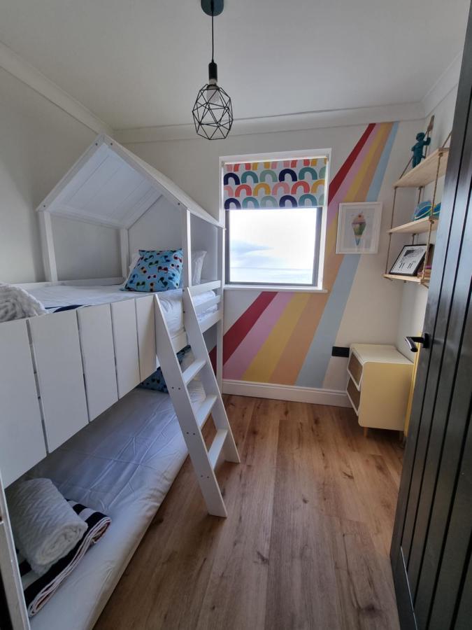 Salt & Surf-Sea Views In Saltburn Apartment Ngoại thất bức ảnh